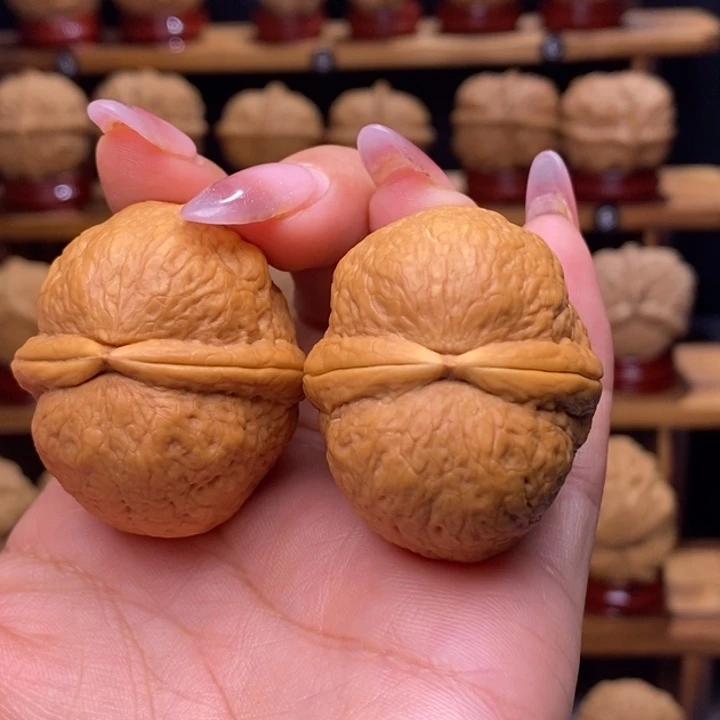 文玩核桃把件光头强63