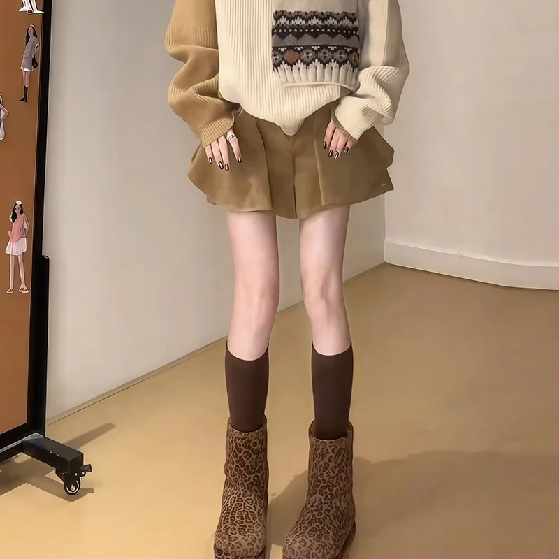 时髦秋冬宽松潮流裙裤2025年新款百搭纯色韩版女装休闲风百搭裤子