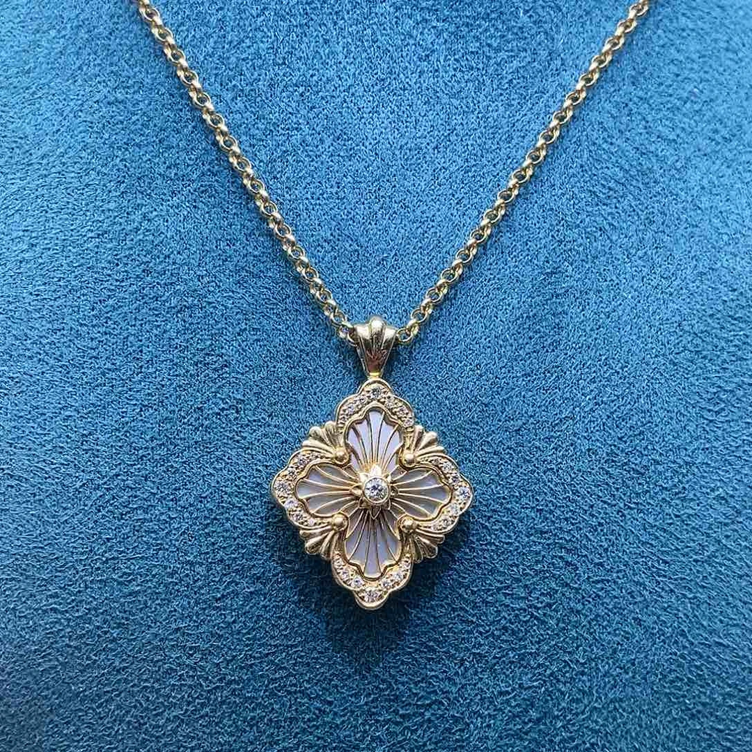 钻石颈饰18K金镶嵌歌剧院白贝母单面钻大号项链