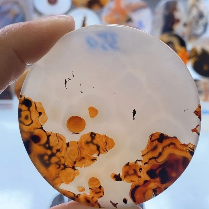 玛瑙/玉髓颈饰未镶嵌