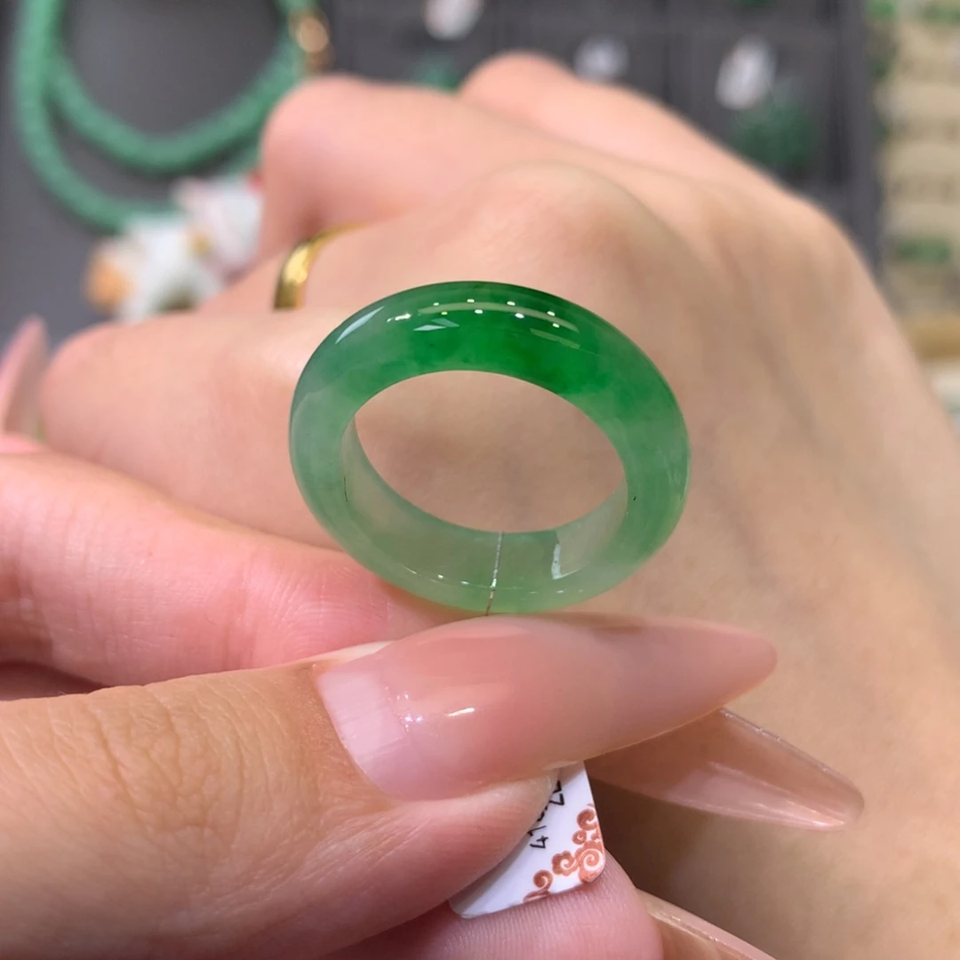 未镶嵌戒指翡翠17荧光棒