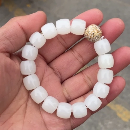 和田玉（糖玉）未镶嵌戒指