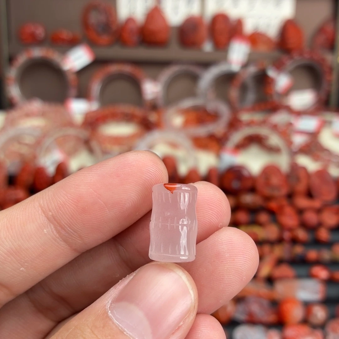 南红玛瑙未镶嵌颈饰竹节