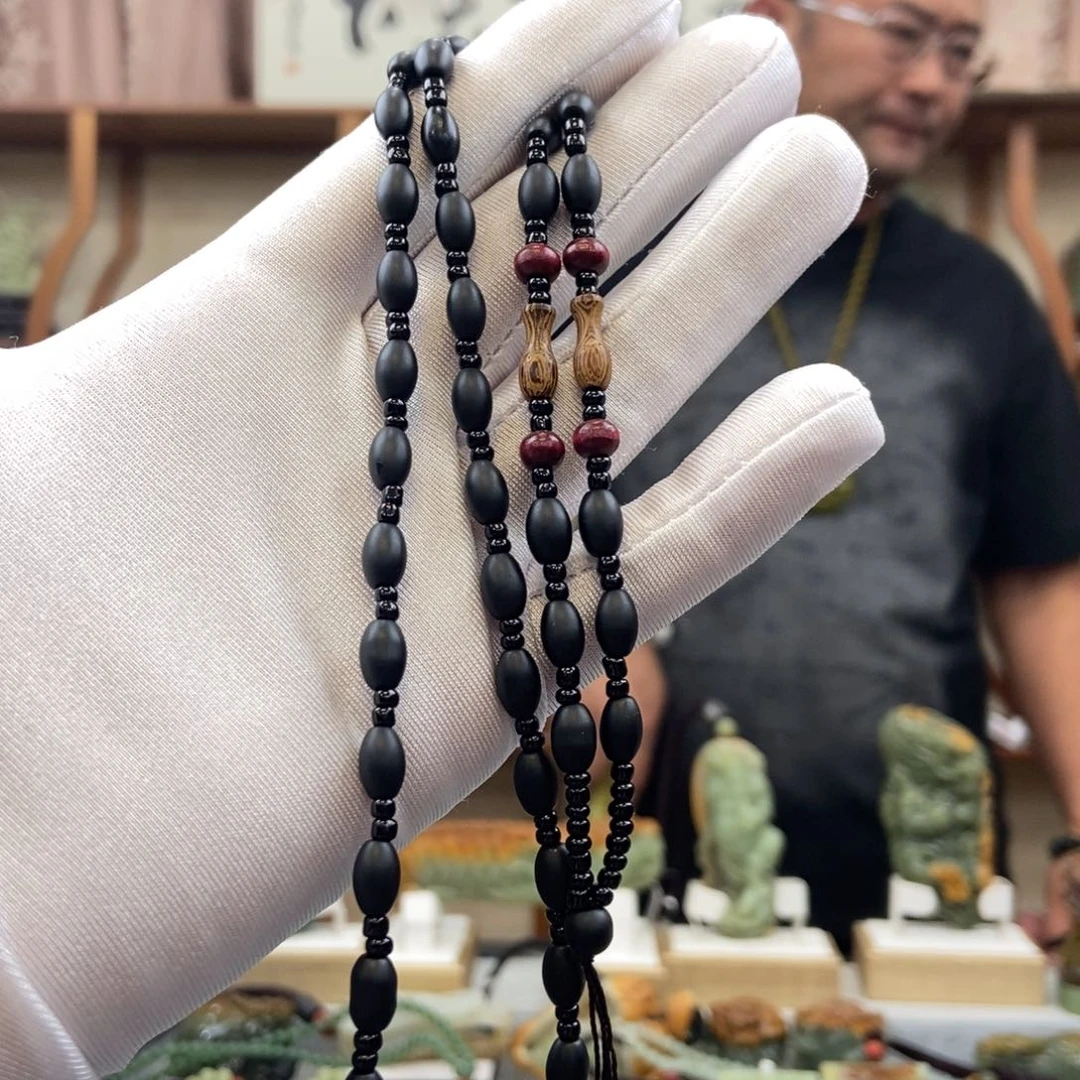 黑曜岩未镶嵌颈饰