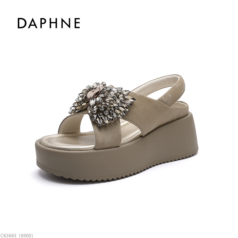 达芙妮蝴蝶结水钻凉鞋女2025夏新款废土风沙滩鞋防滑一字拖凉鞋L