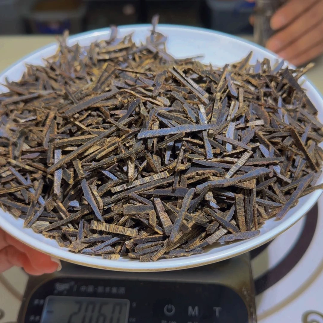 沉香碎屑沉香白露沉水切条30k k k k