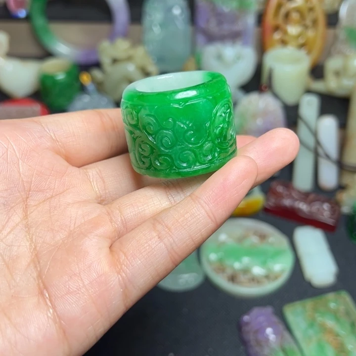 吊坠滴血莲花菩提