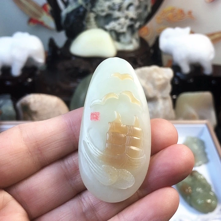 和田玉（糖玉）未镶嵌挂件