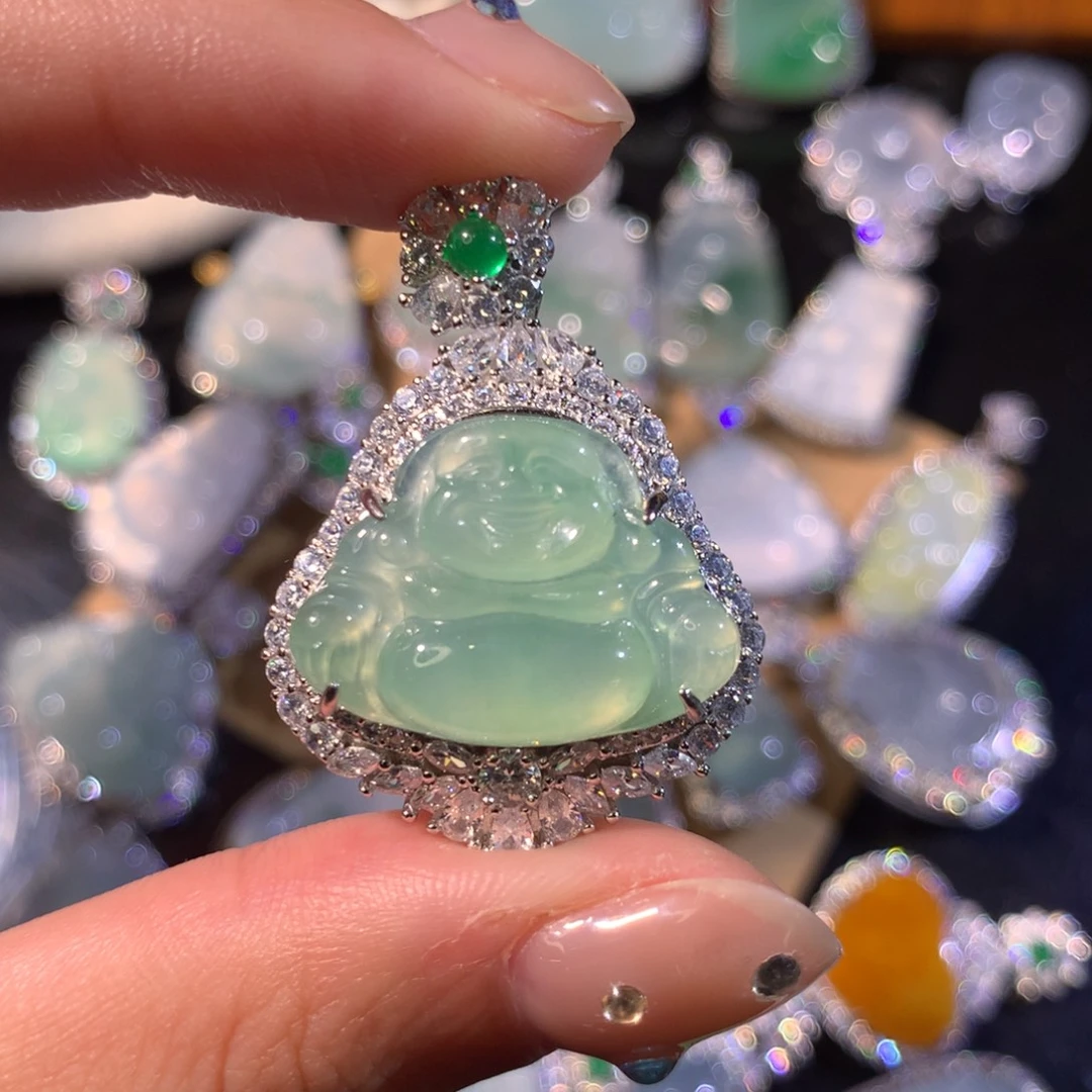 M***n翡翠银S925镶嵌颈饰