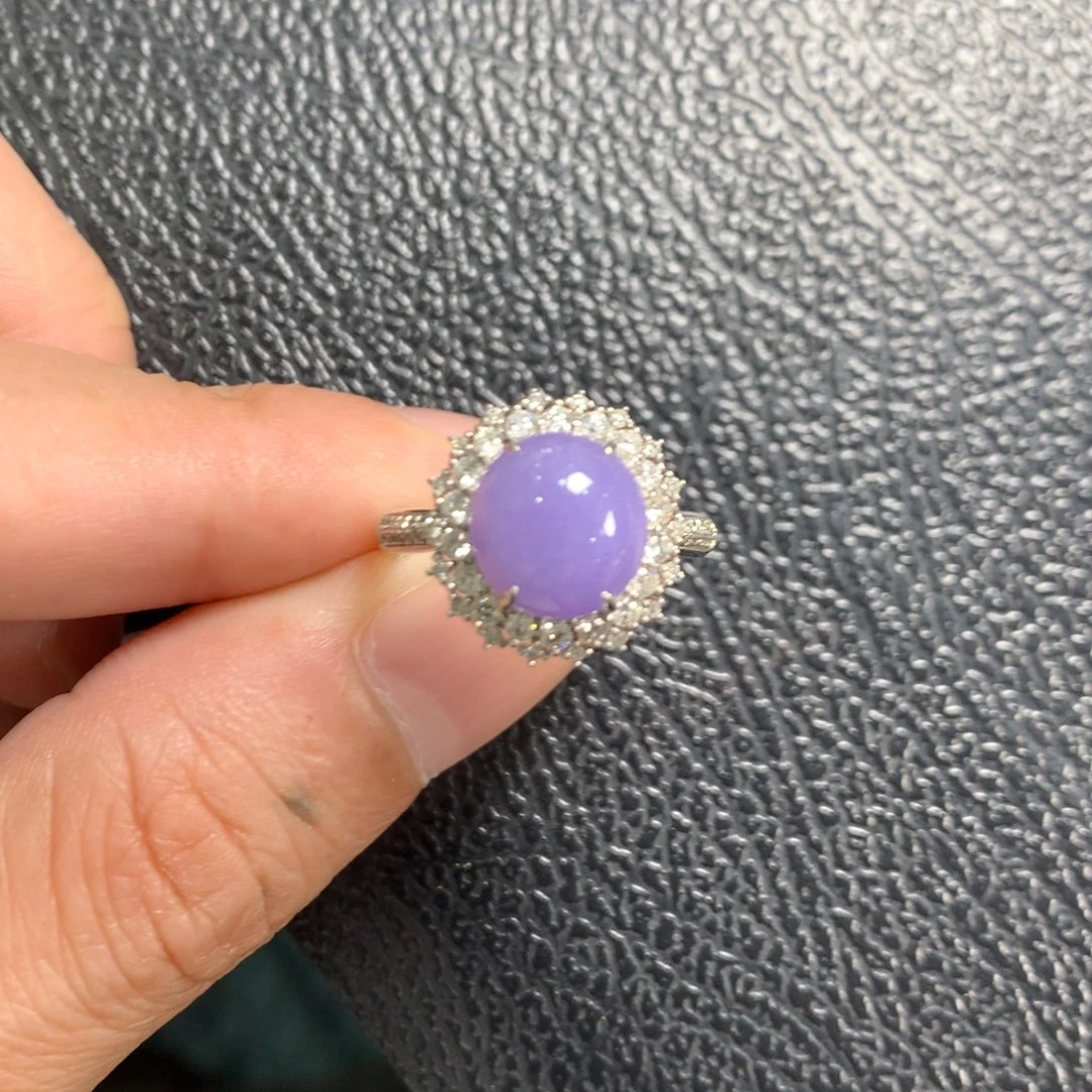 翡翠戒指18K金镶嵌翡翠