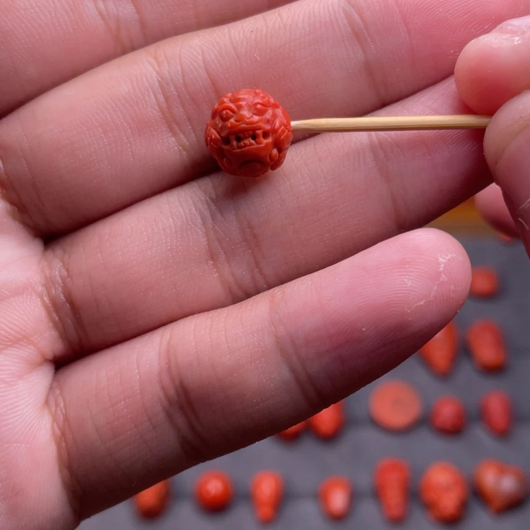 胡****南红玛瑙未镶嵌配饰卡10mm