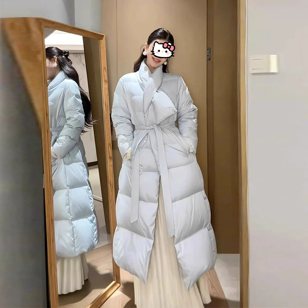 2025年秋冬新款时尚气质高级感围巾领设计感过膝绑带棉服外套大衣