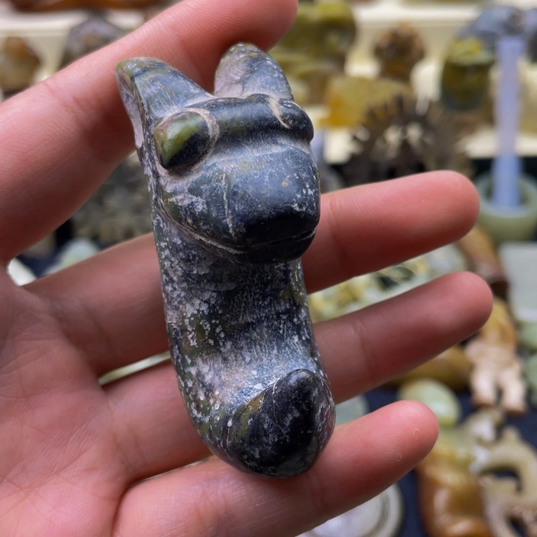 蛇纹石玉未镶嵌颈饰30