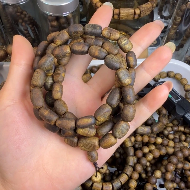 关***庙沉香沉香碎屑莺歌绿奇楠09留疤多圈31克➕