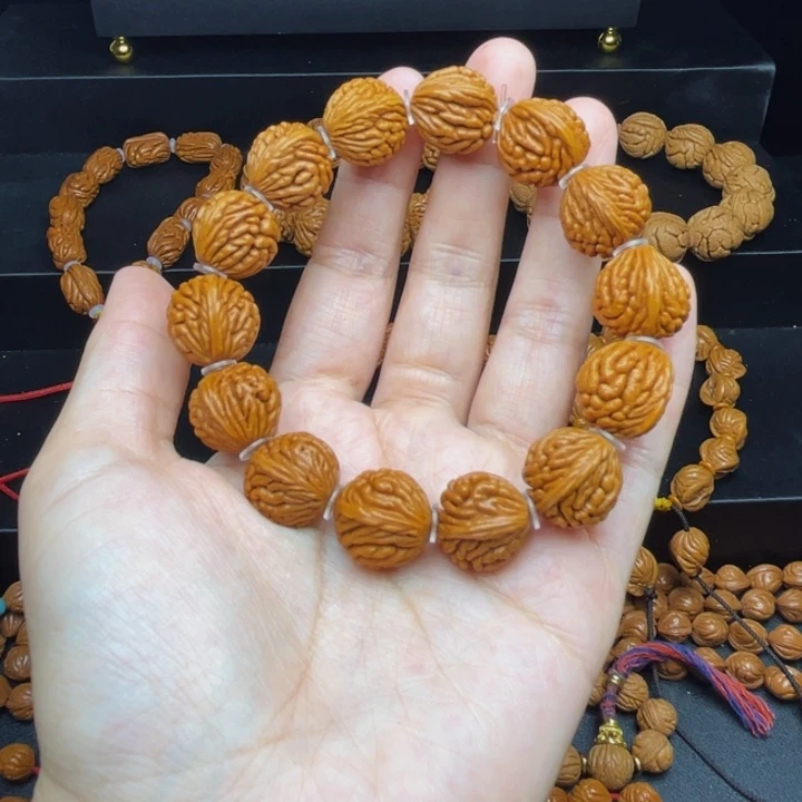 桃核吊坠刺孔纹^_^