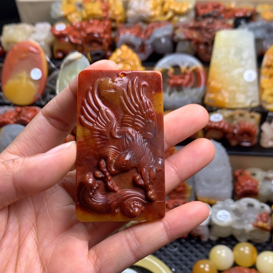 石英质玉（黄龙玉）挂件未镶嵌