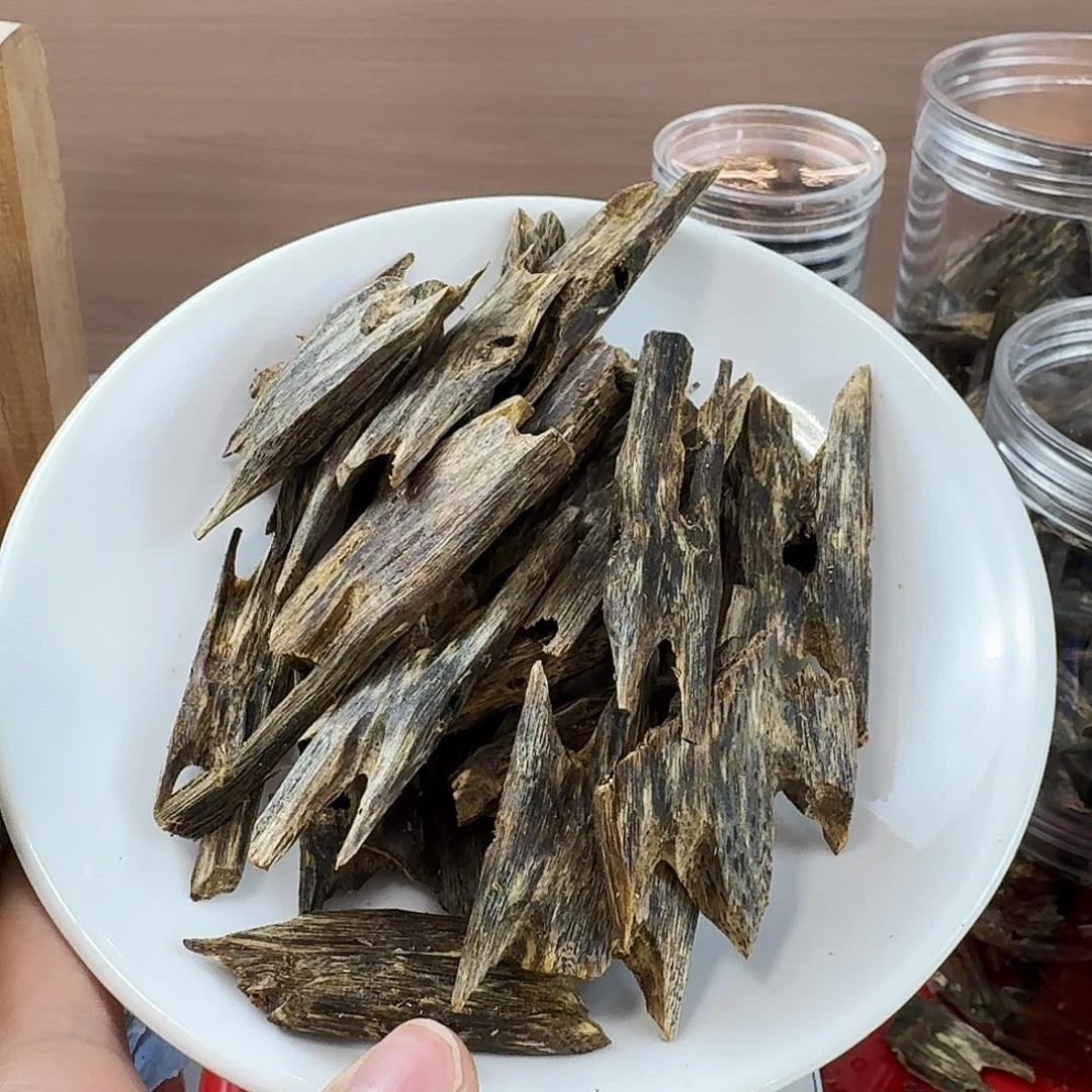 香料绿奇楠白棋块料30克