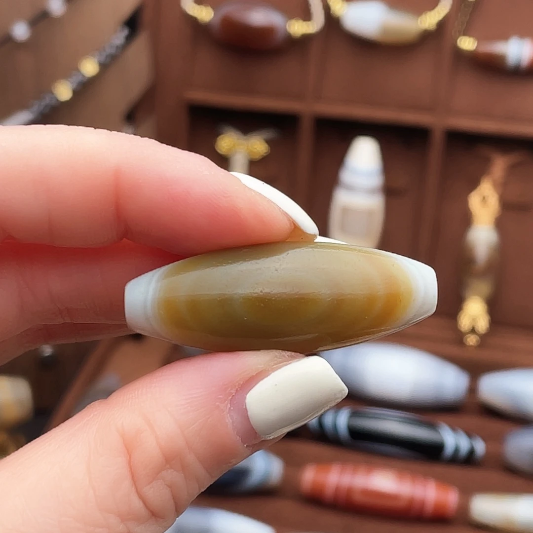 未镶嵌玛瑙/玉髓珠宝半成品