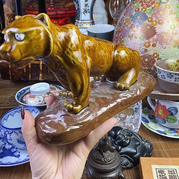 瓷器木器铜铁器木粉花瓶