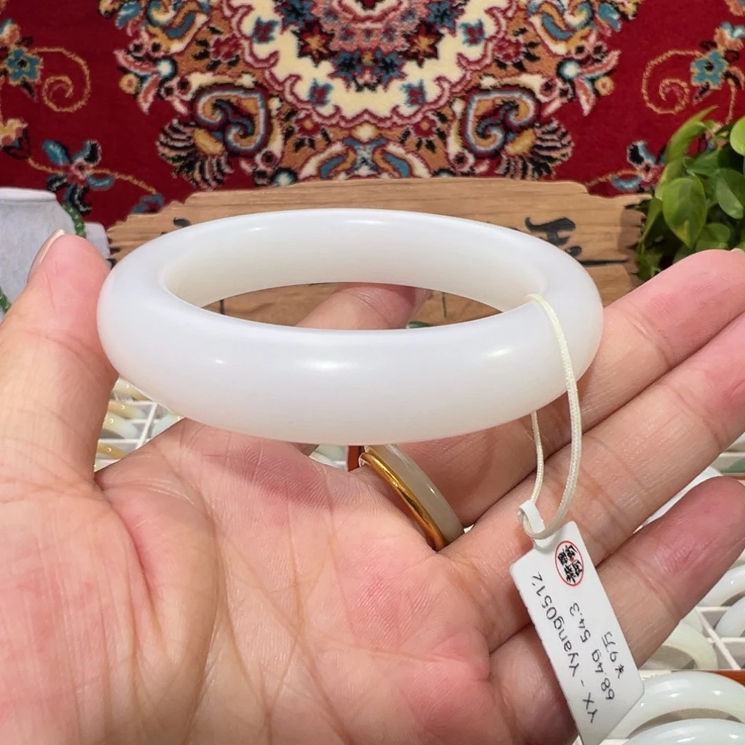 未镶嵌手镯和田玉白月光新疆和田玉手镯