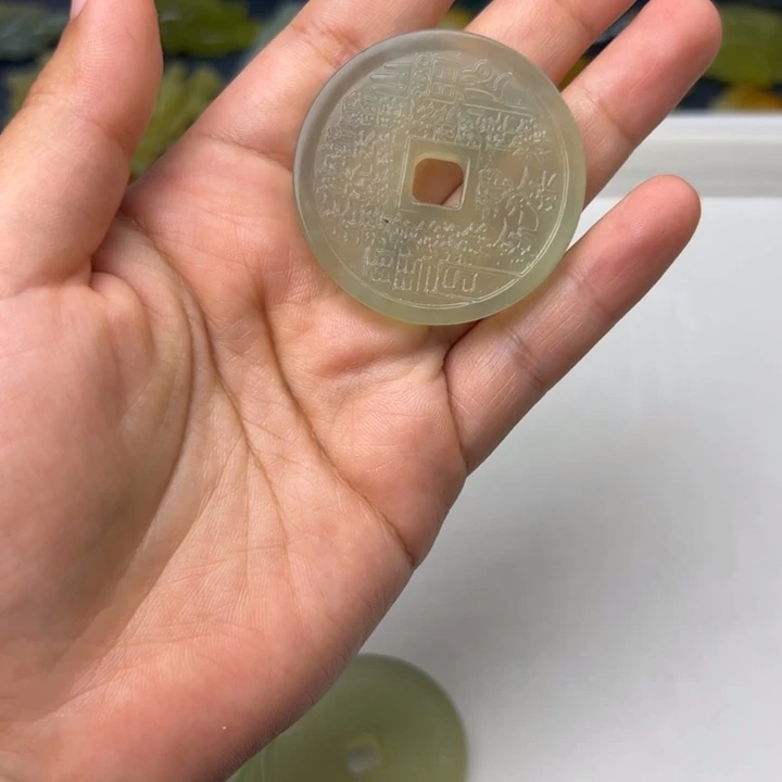 蛇纹石玉合金颈饰