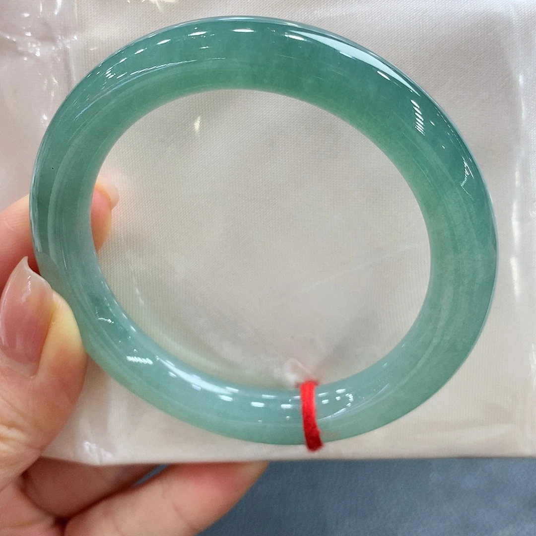 翡翠未镶嵌手镯54圈圆条两天鉴赏