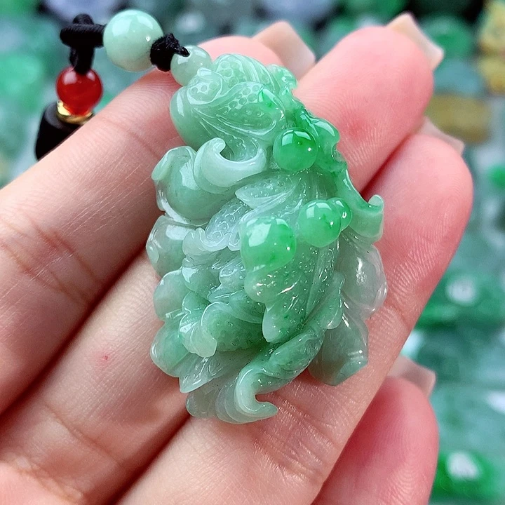 颈饰未镶嵌翡翠松***庄翡翠