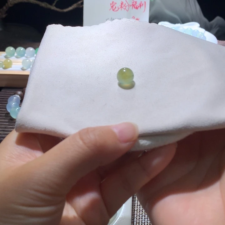 翡翠散珠天然缅甸翡翠A货卡10.42