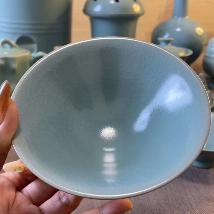 瓷片斗里展一一一一