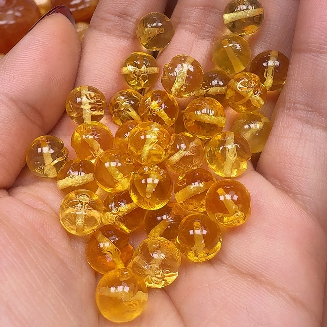 琥珀未镶嵌裸石悠悠