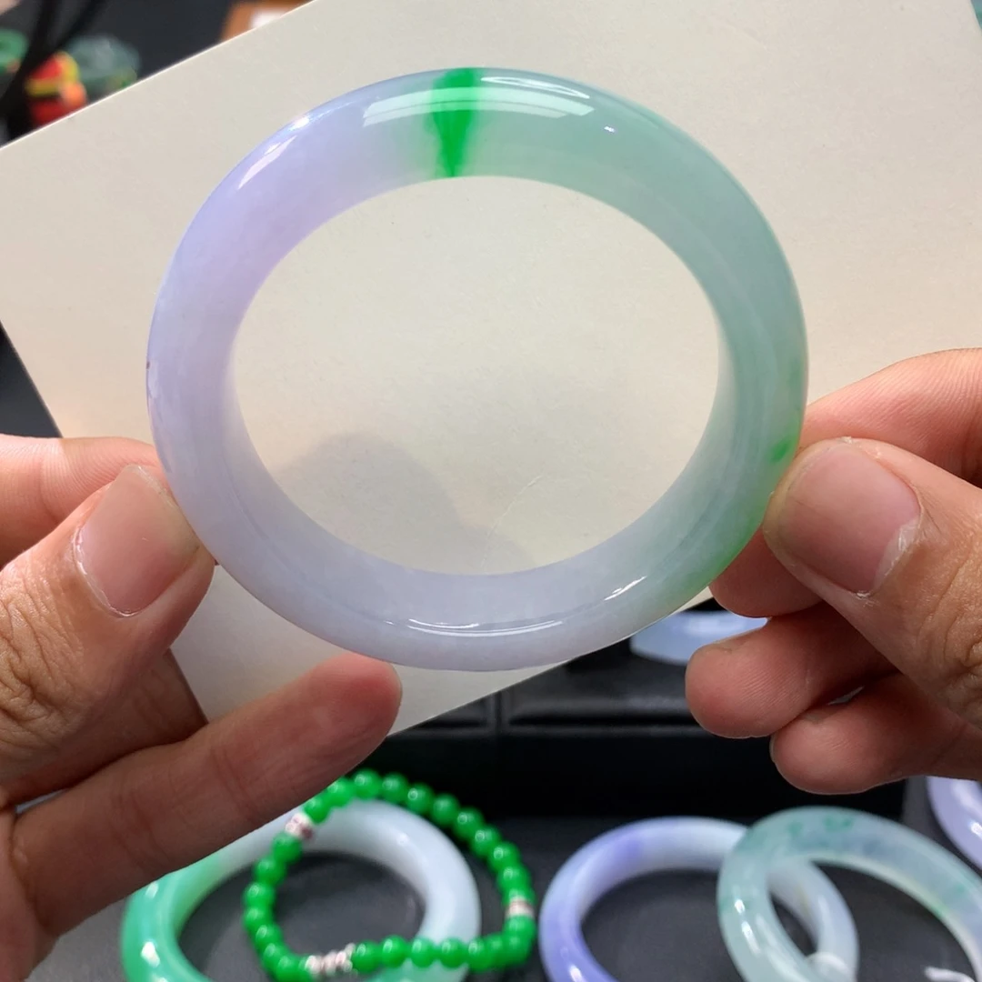 翡翠未镶嵌手镯正圈53