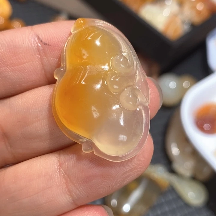 石英质玉（黄龙玉）未镶嵌黄龙玉