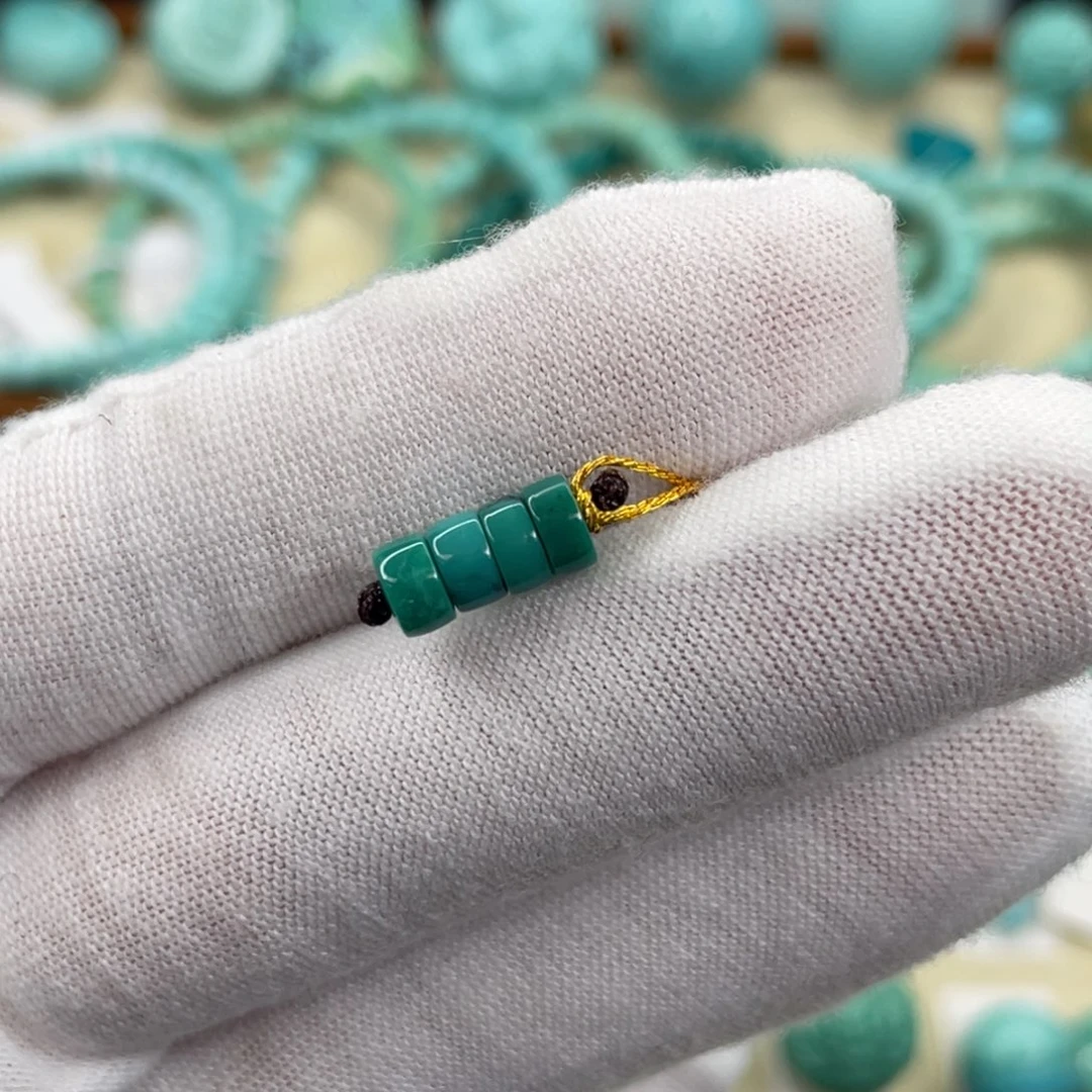 绿松石未镶嵌挂件