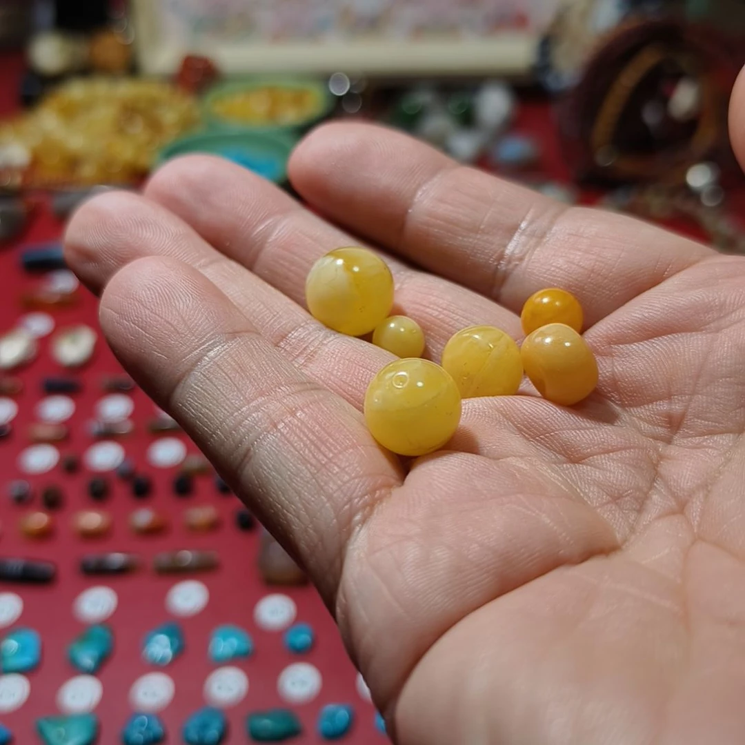 阳***修玛瑙/玉髓未镶嵌珠子天然原矿玛瑙