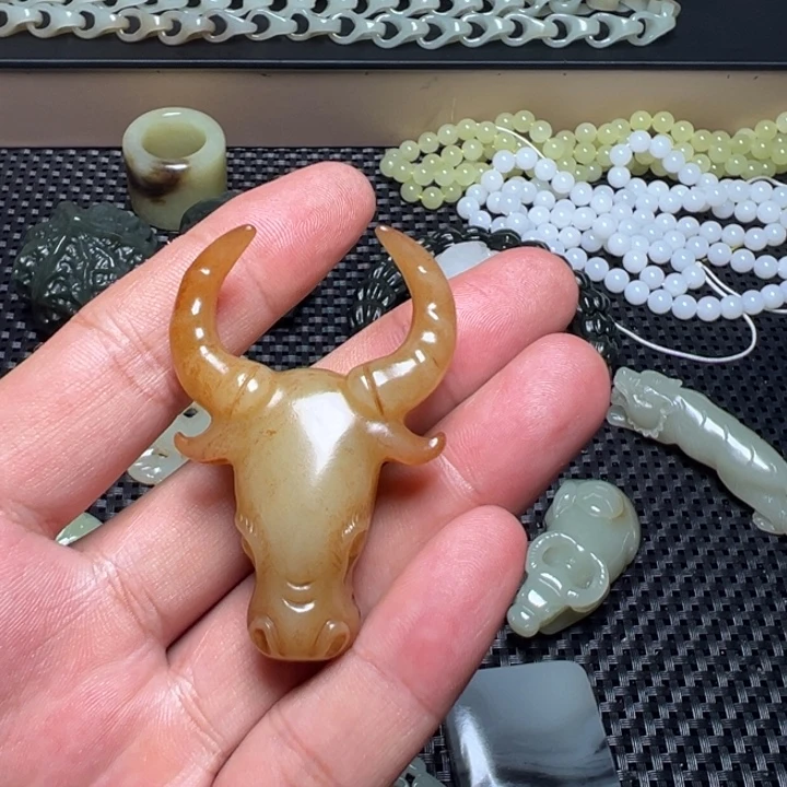 用***6和田玉未镶嵌吊坠(不含链)