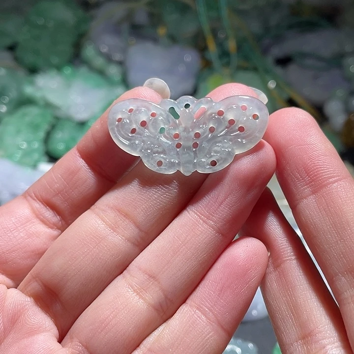 颈饰未镶嵌翡翠天