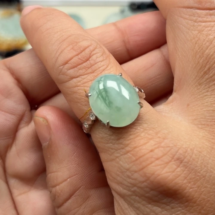 翡翠未镶嵌颈饰天然翡翠a货