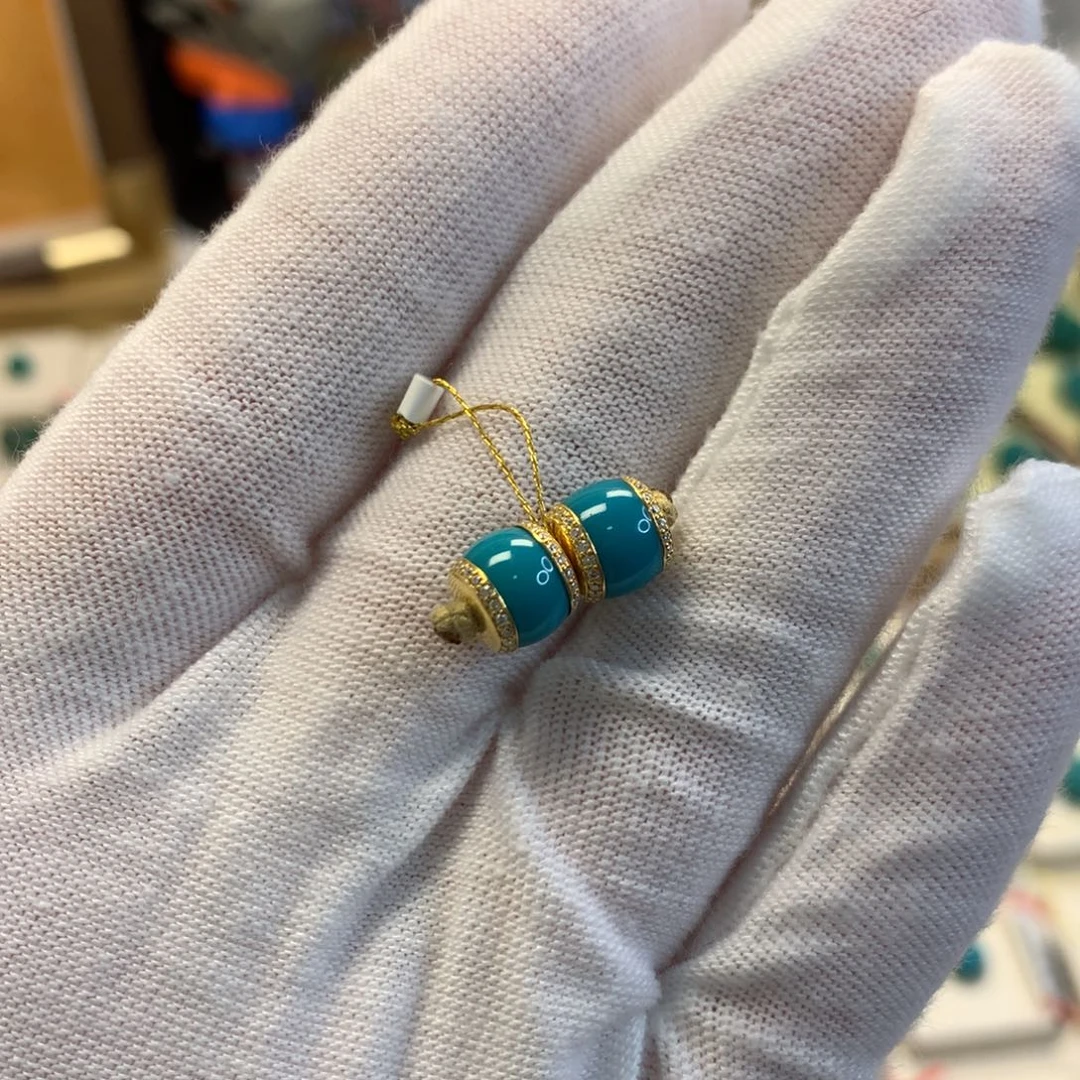 绿松石18K金镶嵌珠宝奇石