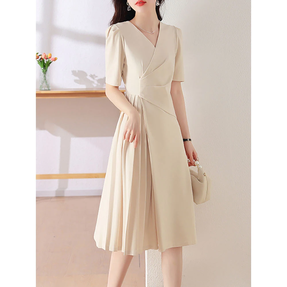 休闲连衣裙子女士装夏季2025年新款小个子高端气质漂亮显瘦裙子潮