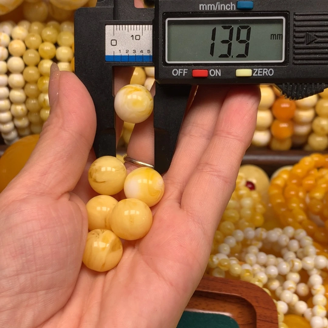 无非金属仿琥珀6723