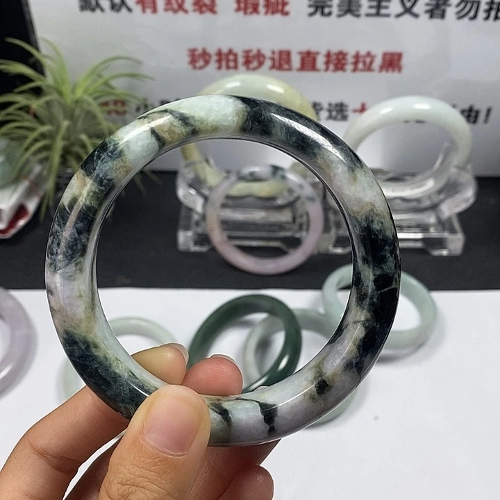 未镶嵌手镯翡翠31号。 60.圈