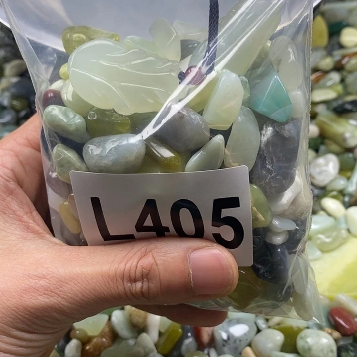 蛇纹石玉鱼缸石未镶嵌