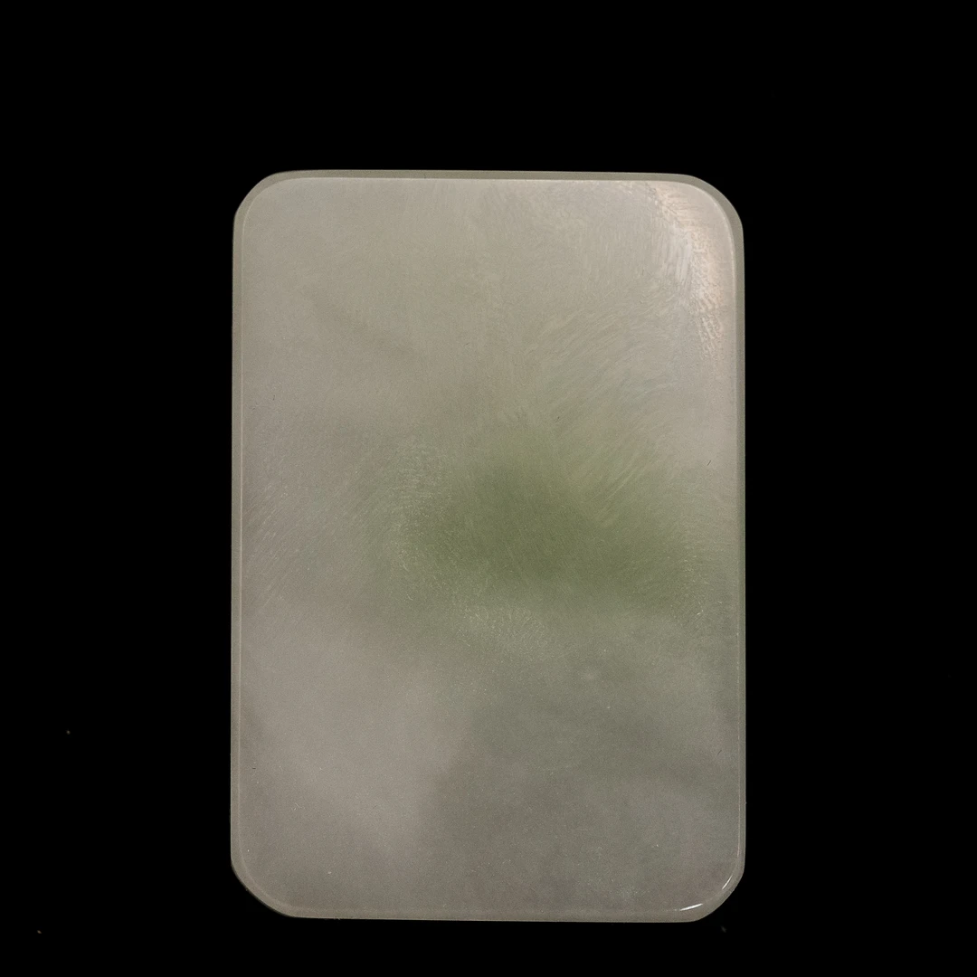 lot 27 和田玉无事牌 67.19g 081602