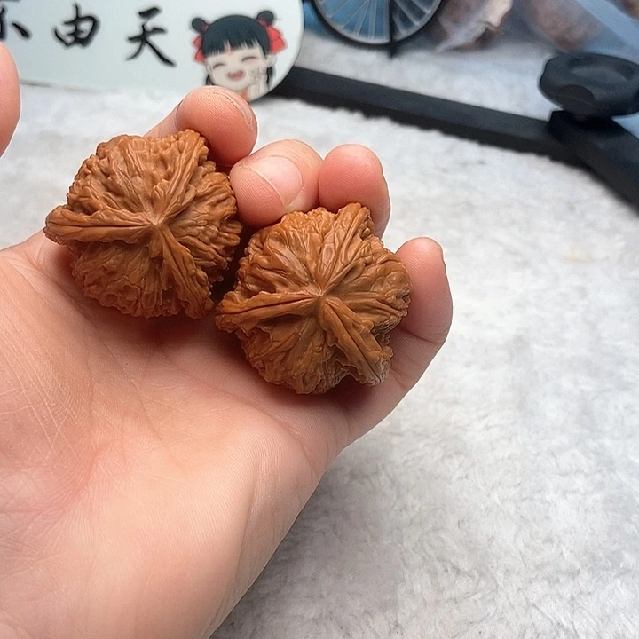 文玩核桃把件郑***号三棱