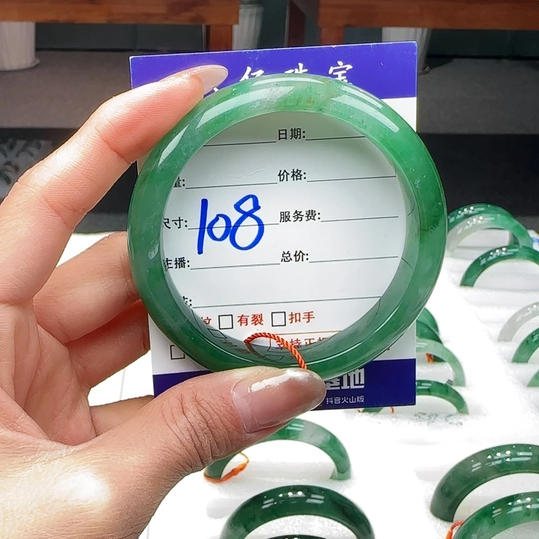 石英质玉未镶嵌多样性发其一