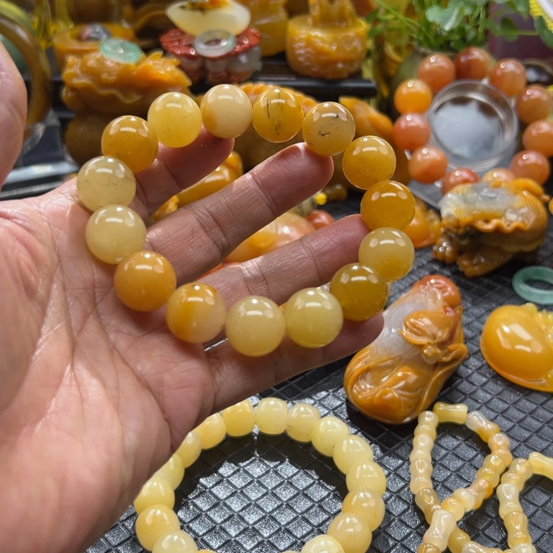 石英质玉未镶嵌颈饰