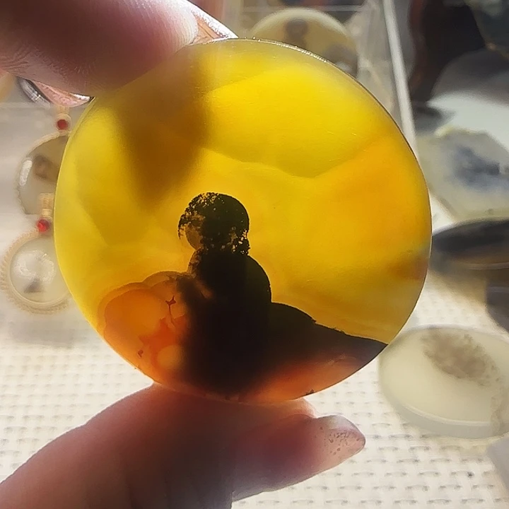 玛瑙/玉髓未镶嵌珠宝奇石