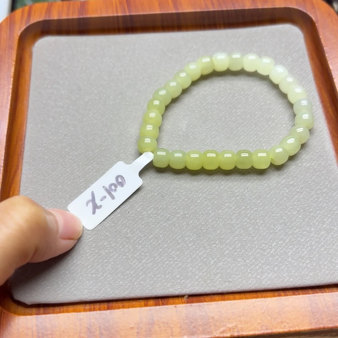 和田玉未镶嵌手串