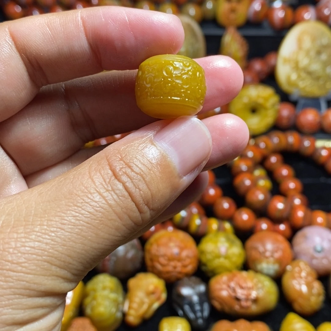 人****玛瑙/玉髓未镶嵌战国红