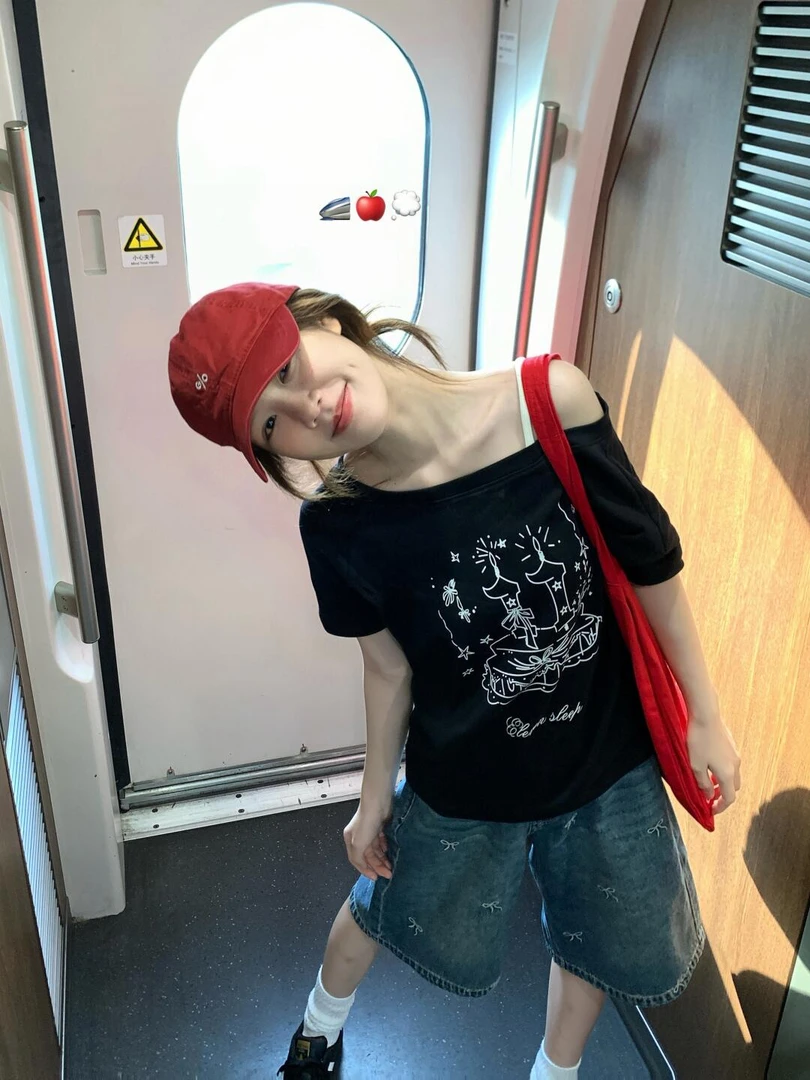 2025春夏新款美式辣妹蛋糕印花芭蕾风t恤高腰复古蝴蝶结牛仔裤